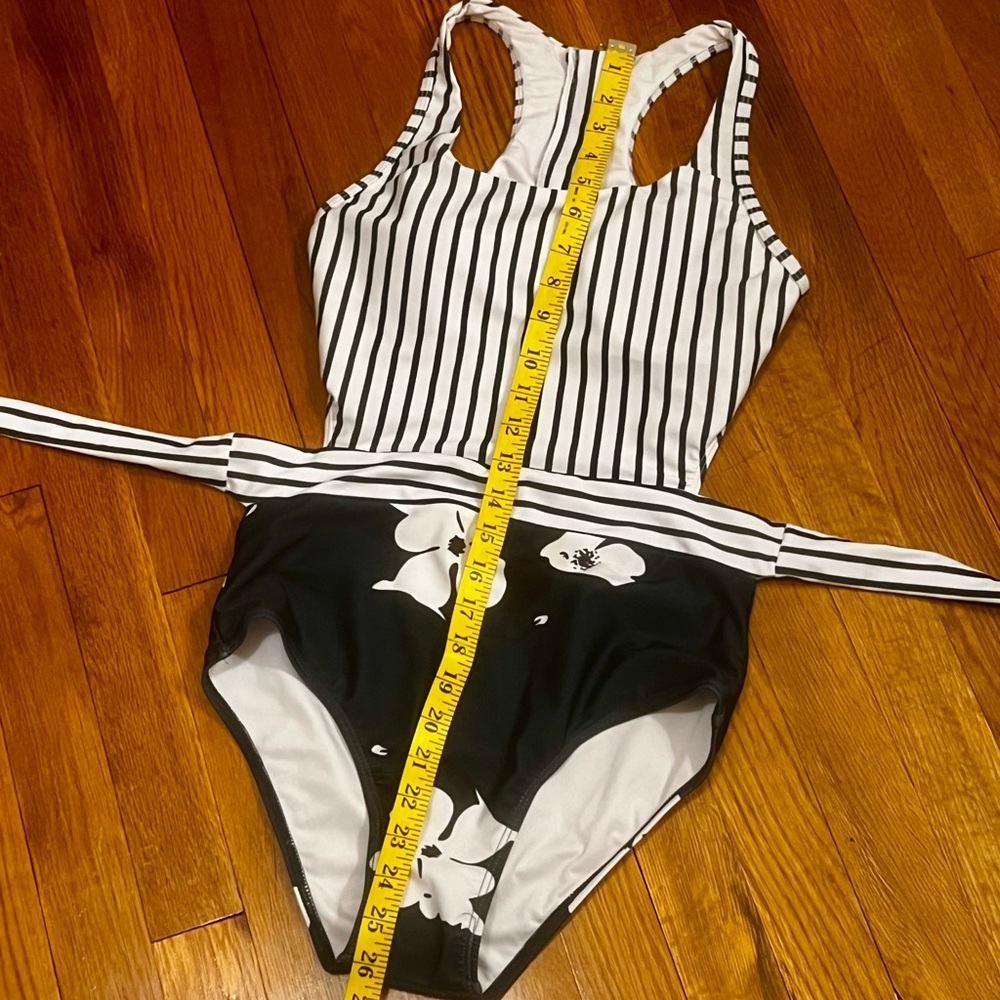 One-Piece Dark Green and White Striped Floral Swimsuit - Picture 6 of 8